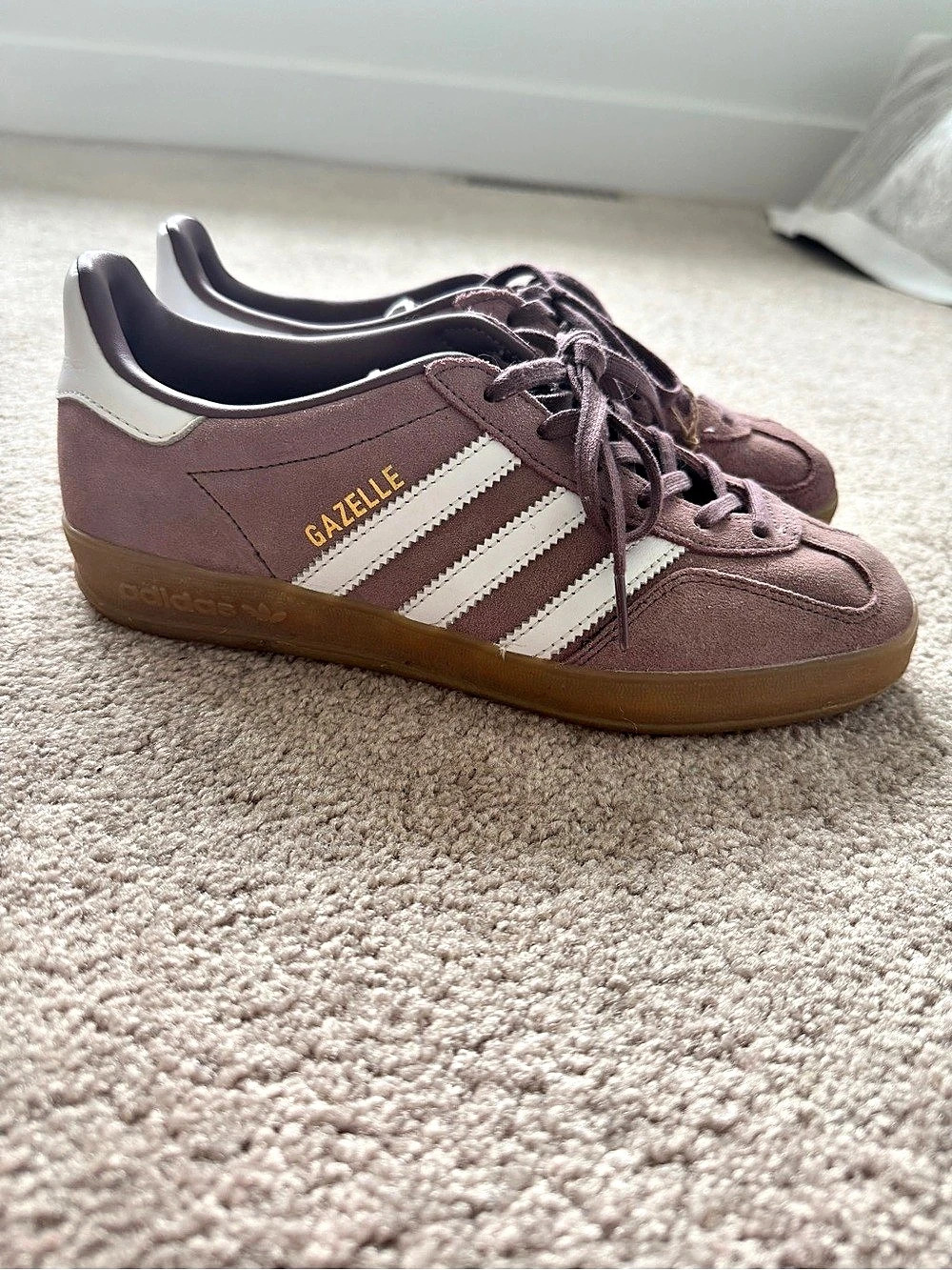 adidas Gazelle Sneakers Pink & White US 6.5